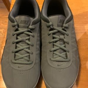 Nike air men’s size 10 1/2, New!